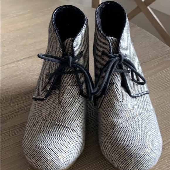 Toms wedge booties. - Picture 3 of 4